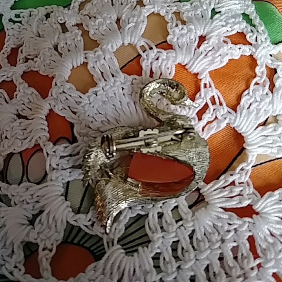 Vintage swan brooch - Picture 3 of 4